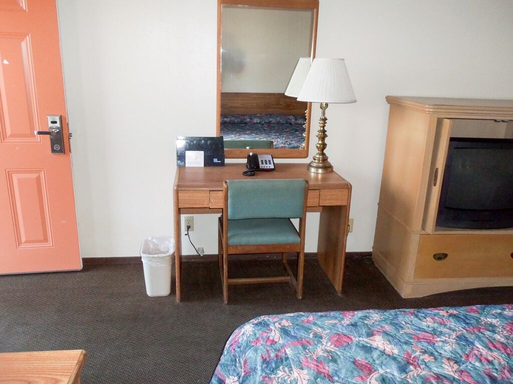 Giddings Executive Inn Szoba fotó